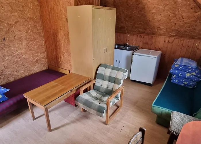 Pod Swierkami - Kemping